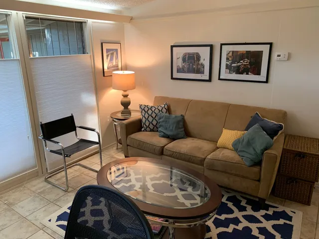 $1,425 | 1714 Summit View Place, Unit 3, Austin, TX 78703