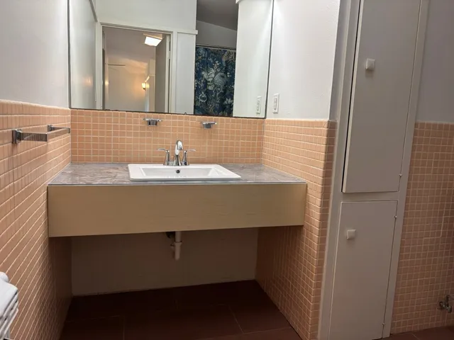 $1,425 | 1714 Summit View Place, Unit 3, Austin, TX 78703