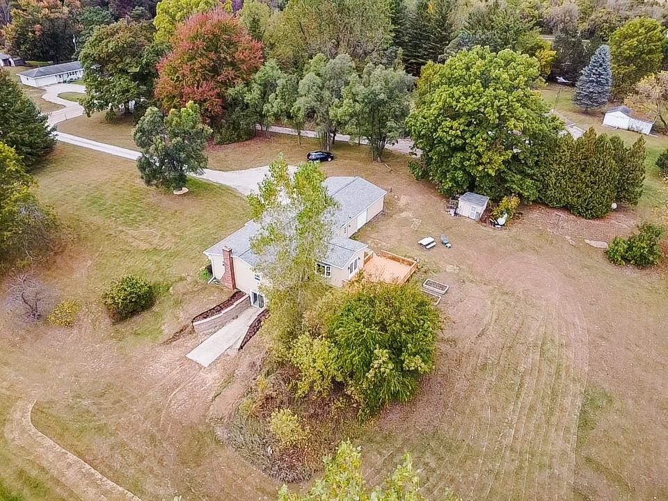 14392 North Vassar Road Millington, MI 48746 - Photo 19 of 95 50191154-8d1f78f6-80bc-4702-b4a3-f8c56a5d4728.JPG