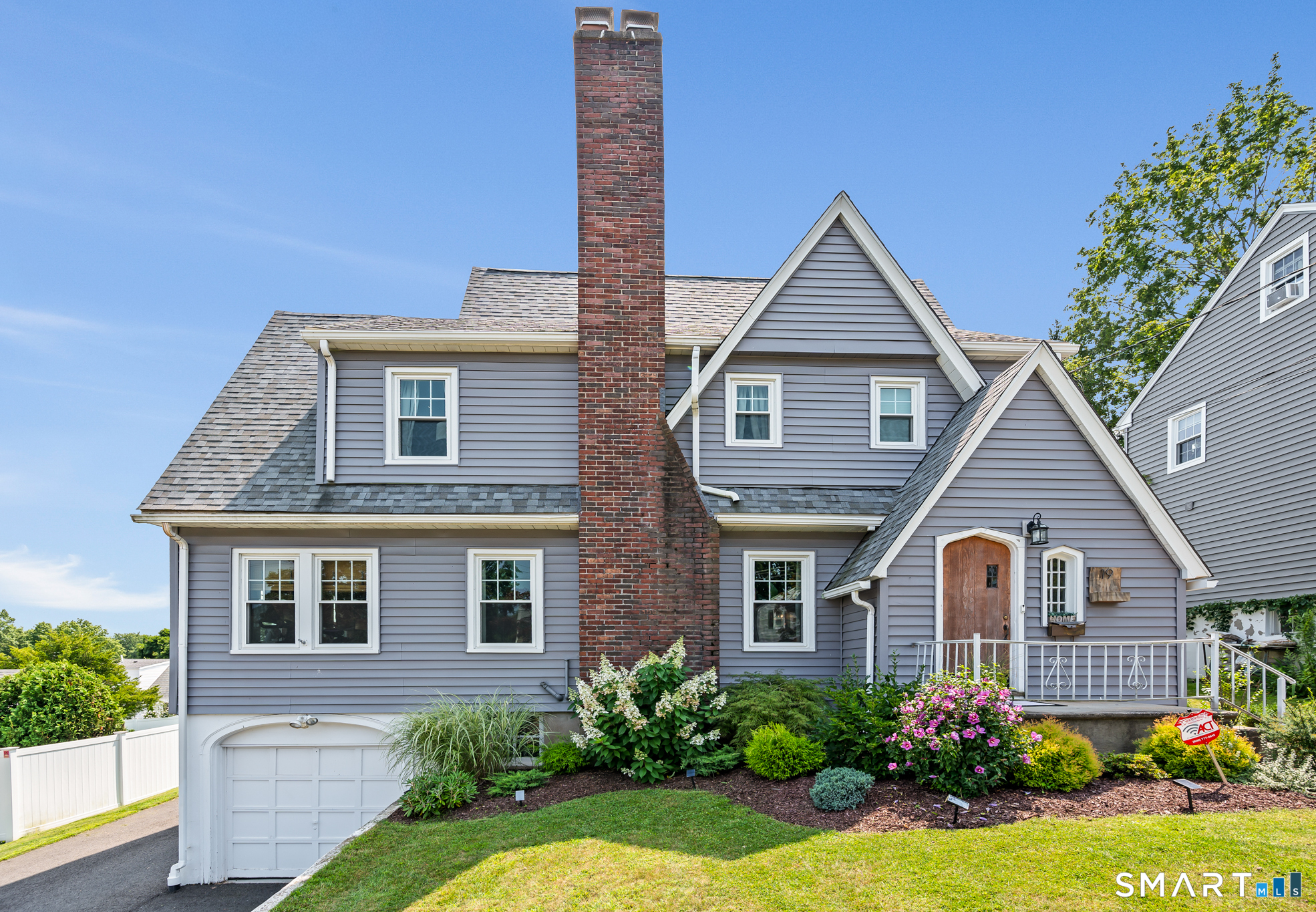 Welcome home to 19 Harding Street!