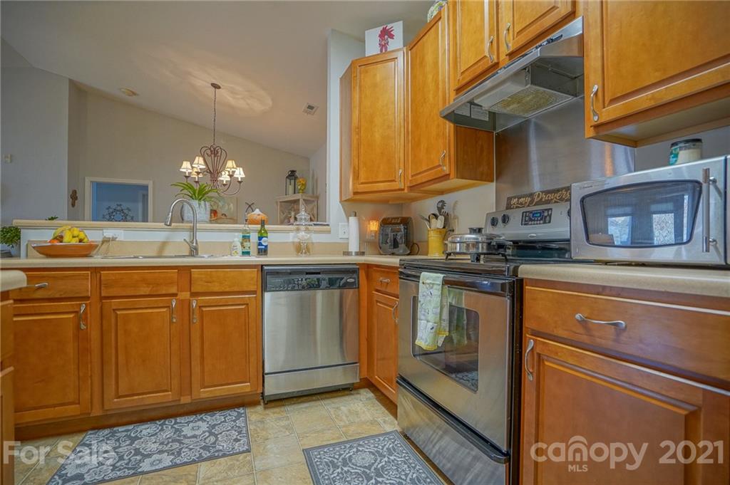 16722 Amberside Road East Cornelius, NC 28031 - Photo 16 of 38