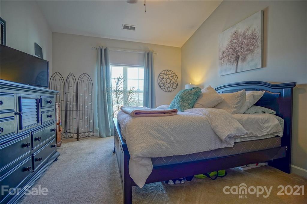 16722 Amberside Road East Cornelius, NC 28031 - Photo 20 of 38