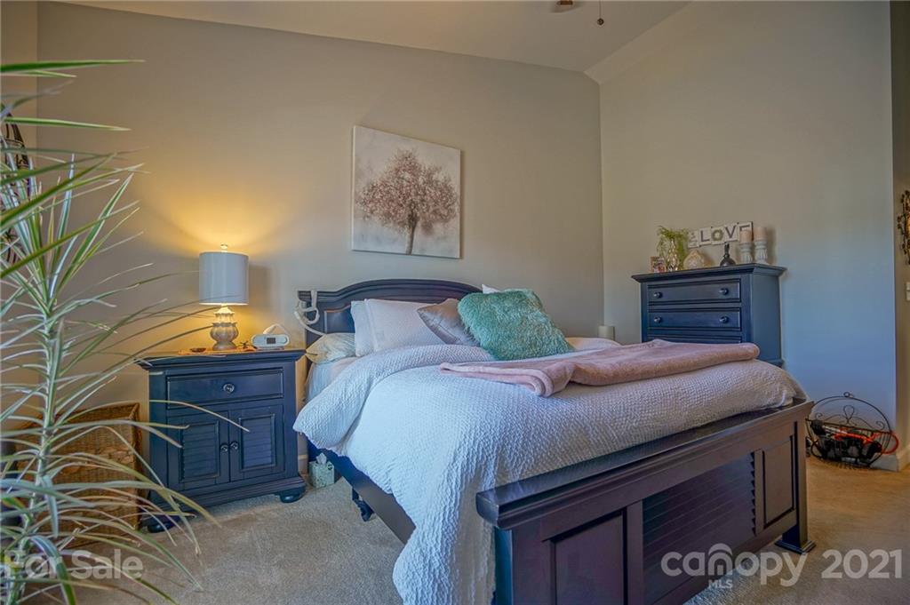 16722 Amberside Road East Cornelius, NC 28031 - Photo 22 of 38