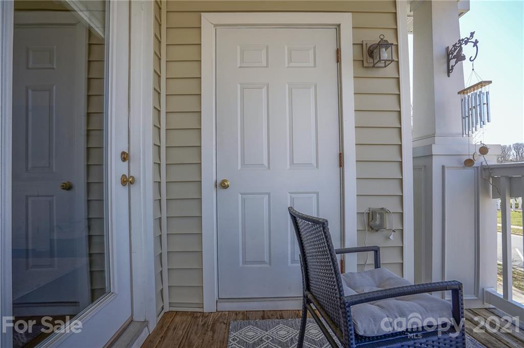 16722 Amberside Road East Cornelius, NC 28031 - Photo 34 of 38