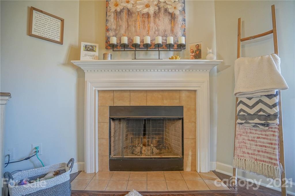 16722 Amberside Road East Cornelius, NC 28031 - Photo 8 of 38