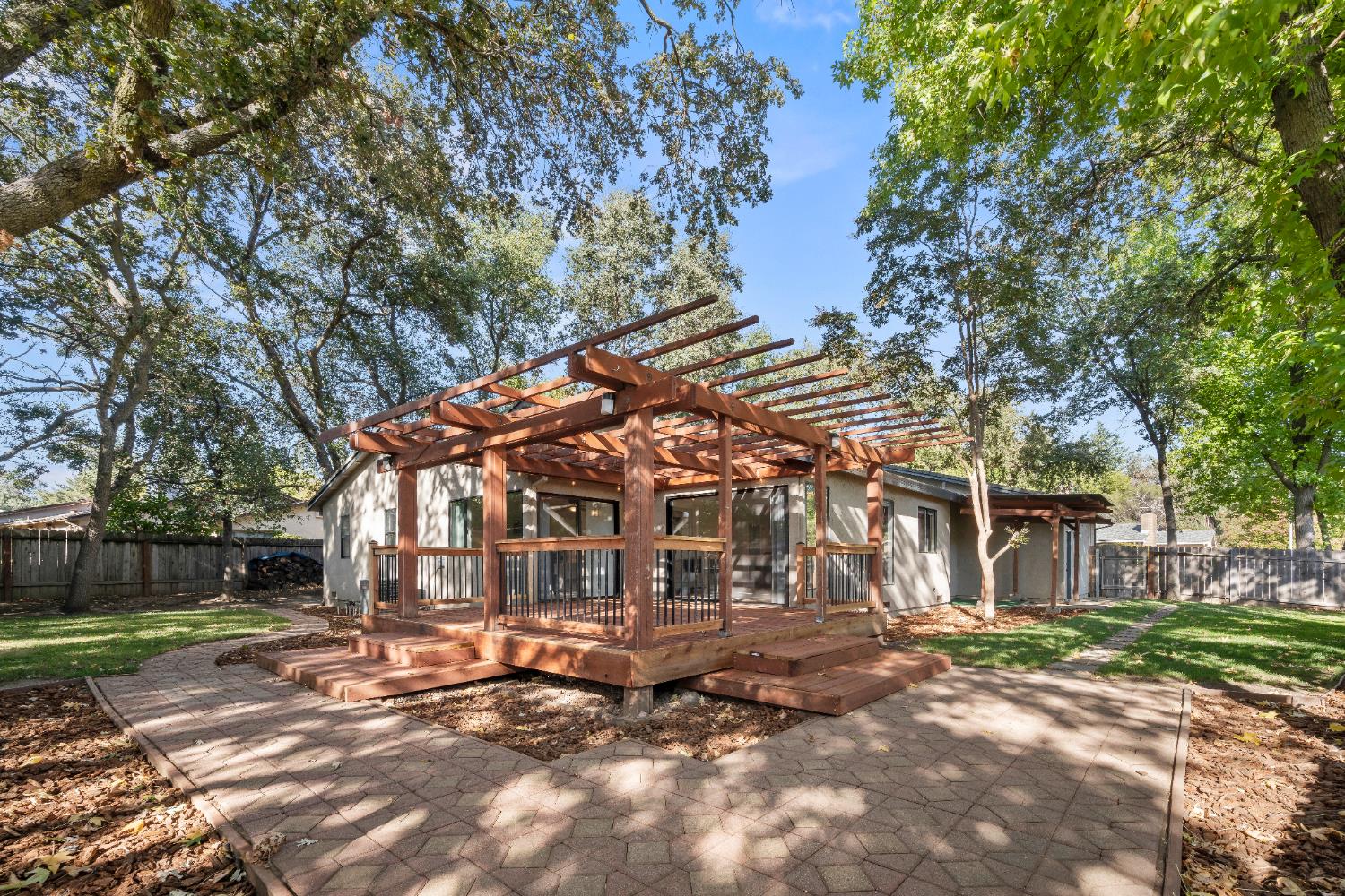6427 Wittenham Way Orangevale, CA 95662 - Photo 34 of 51 a view of a building with a yard