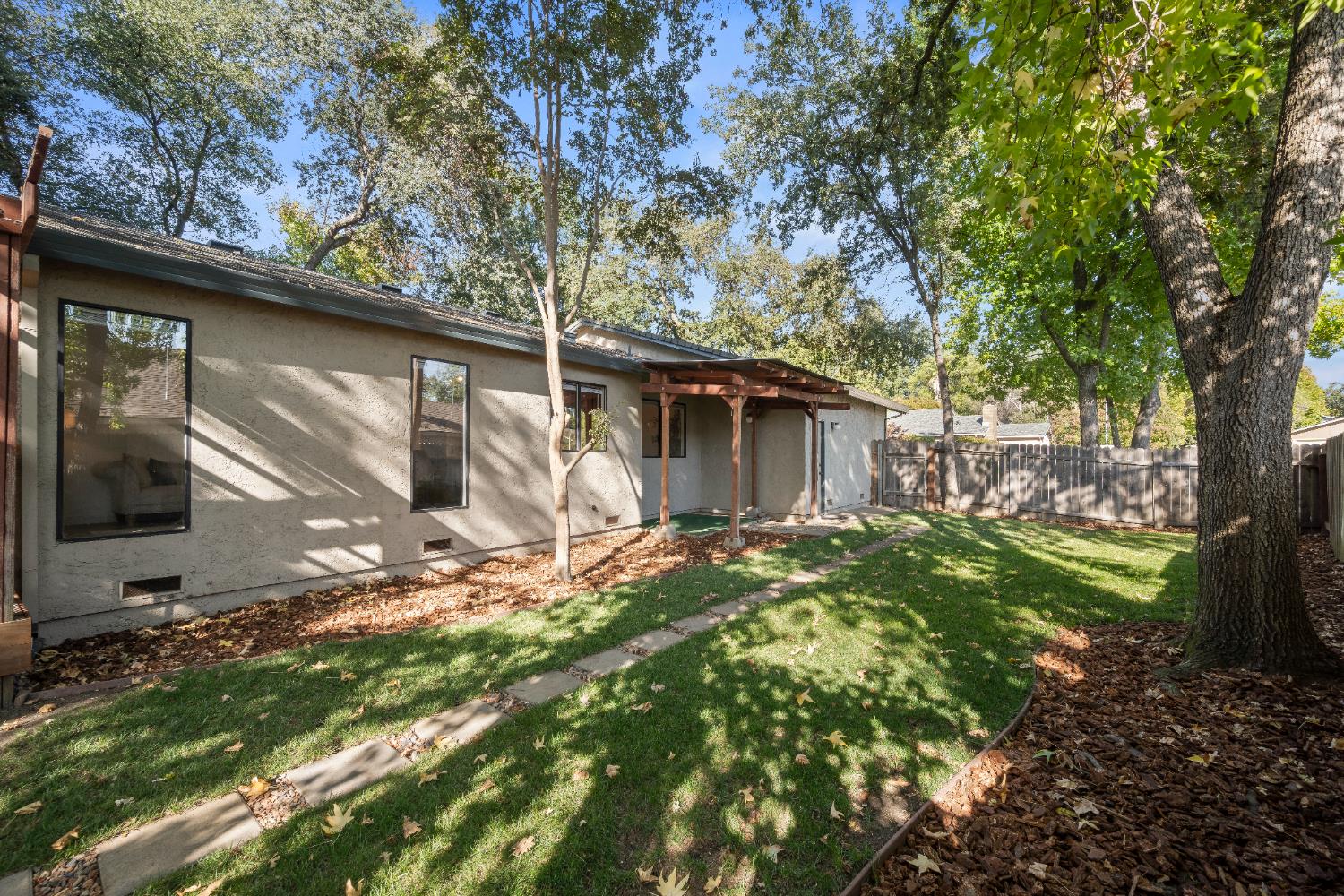 6427 Wittenham Way Orangevale, CA 95662 - Photo 42 of 51 a backyard of a house with lots of green space