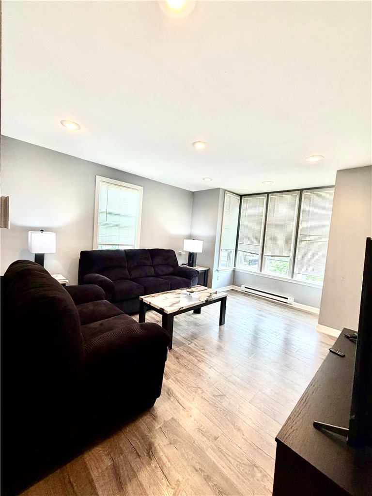 27 Robin Street Providence, RI 02908 - Photo 3 of 26