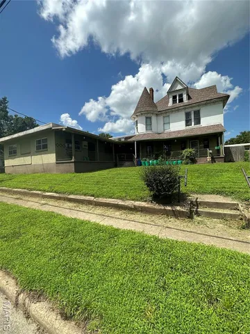 $99,000 | 700 South Main Street, Fredericktown, MO 63645