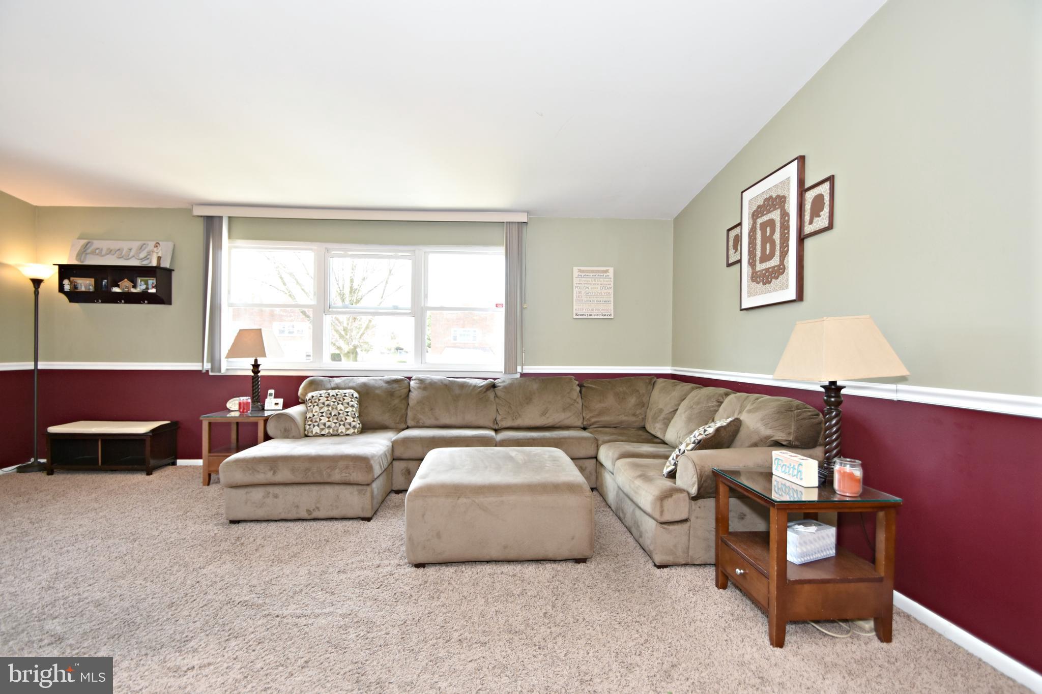 431 Rennard Street Philadelphia, PA 19116 - Photo 5 of 34 Gallery Image 5