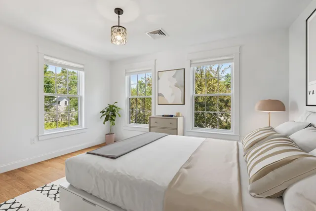 $825,000 | 149 Main Street, Unit 7, Yarmouth, ME 04096