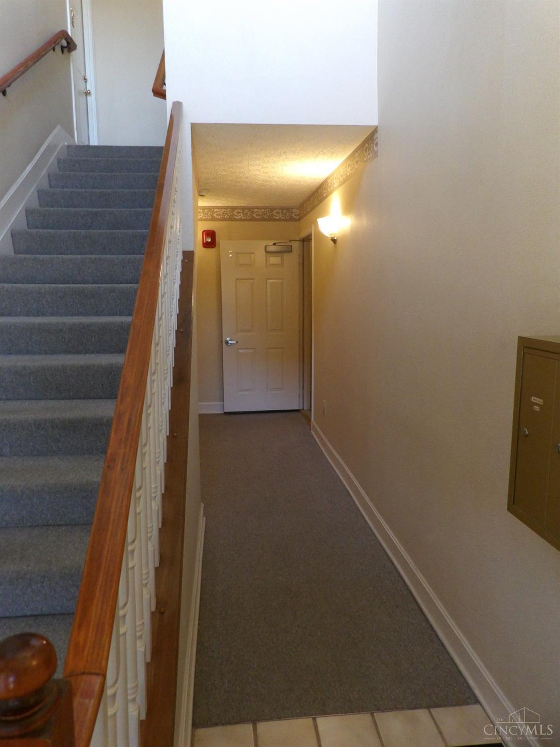 8412 Ridge Pointe Court, Unit 3 Reading, OH 45237 - Photo 3 of 33 Gallery Image 3