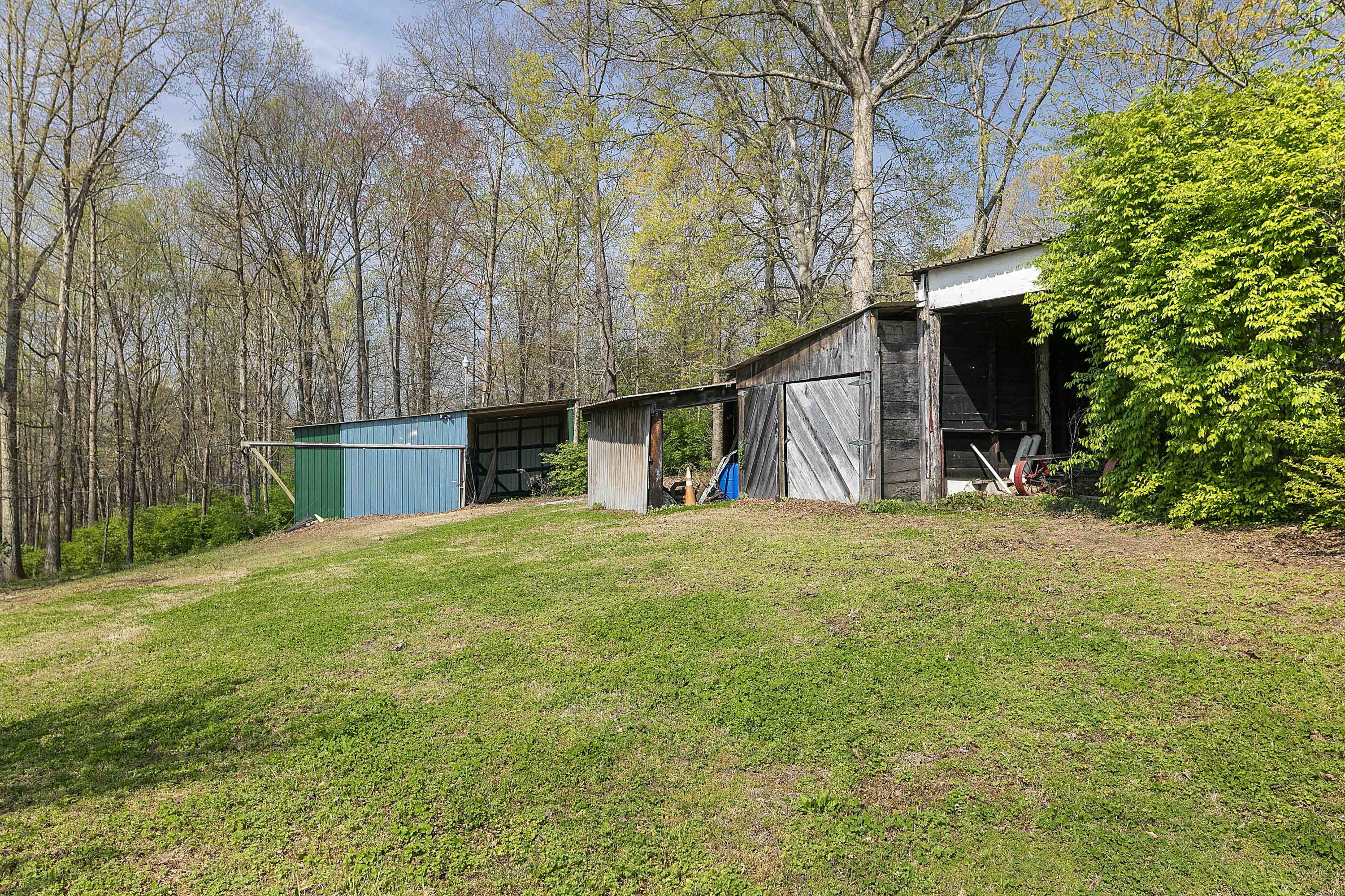 8123 Bell Road Knoxville, TN 37938 - Photo 19 of 20 Extra Storage