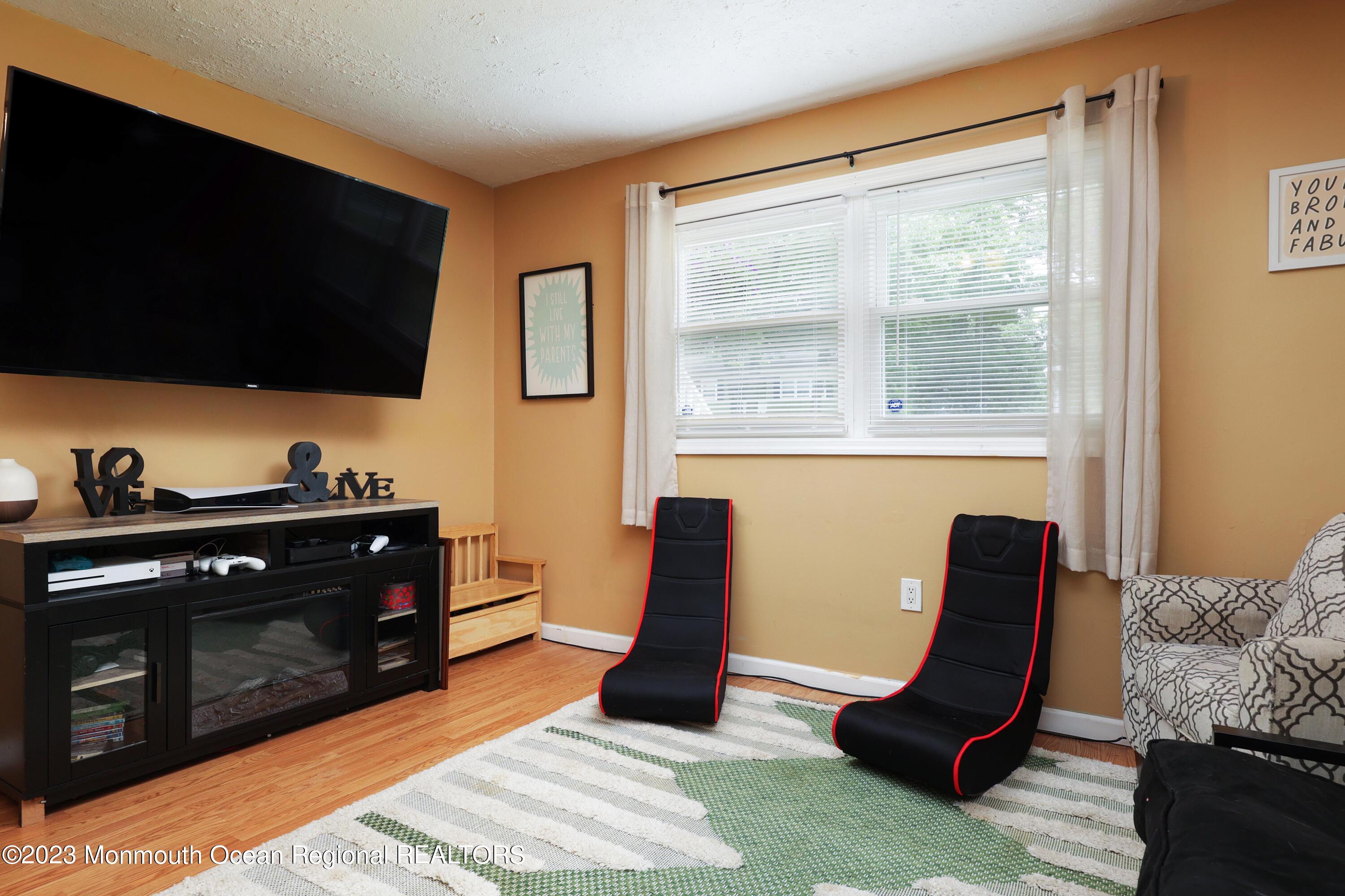 194 Pheasant Drive Bayville, NJ 08721 - Photo 21 of 35 758A1822