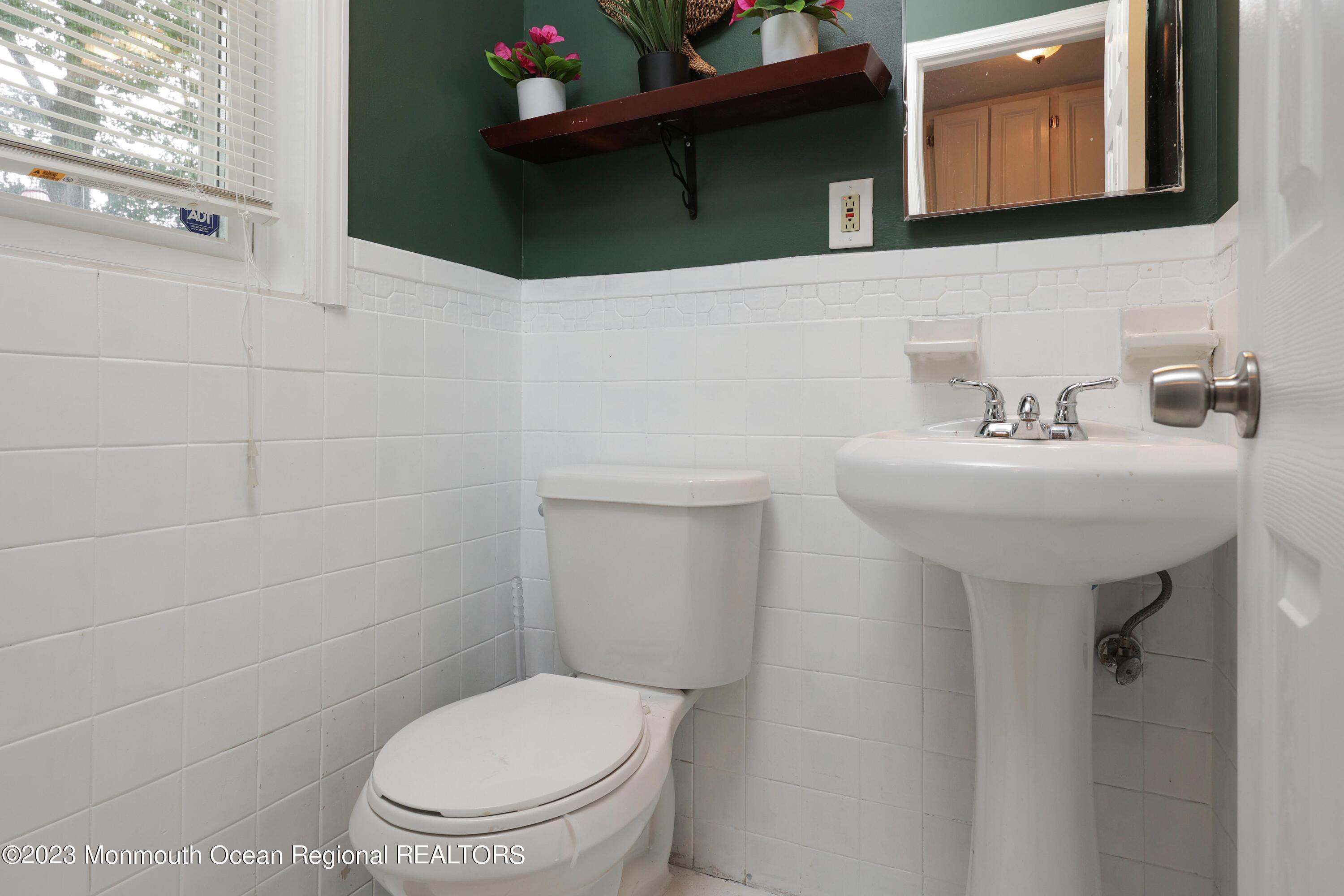 194 Pheasant Drive Bayville, NJ 08721 - Photo 22 of 35 758A1835