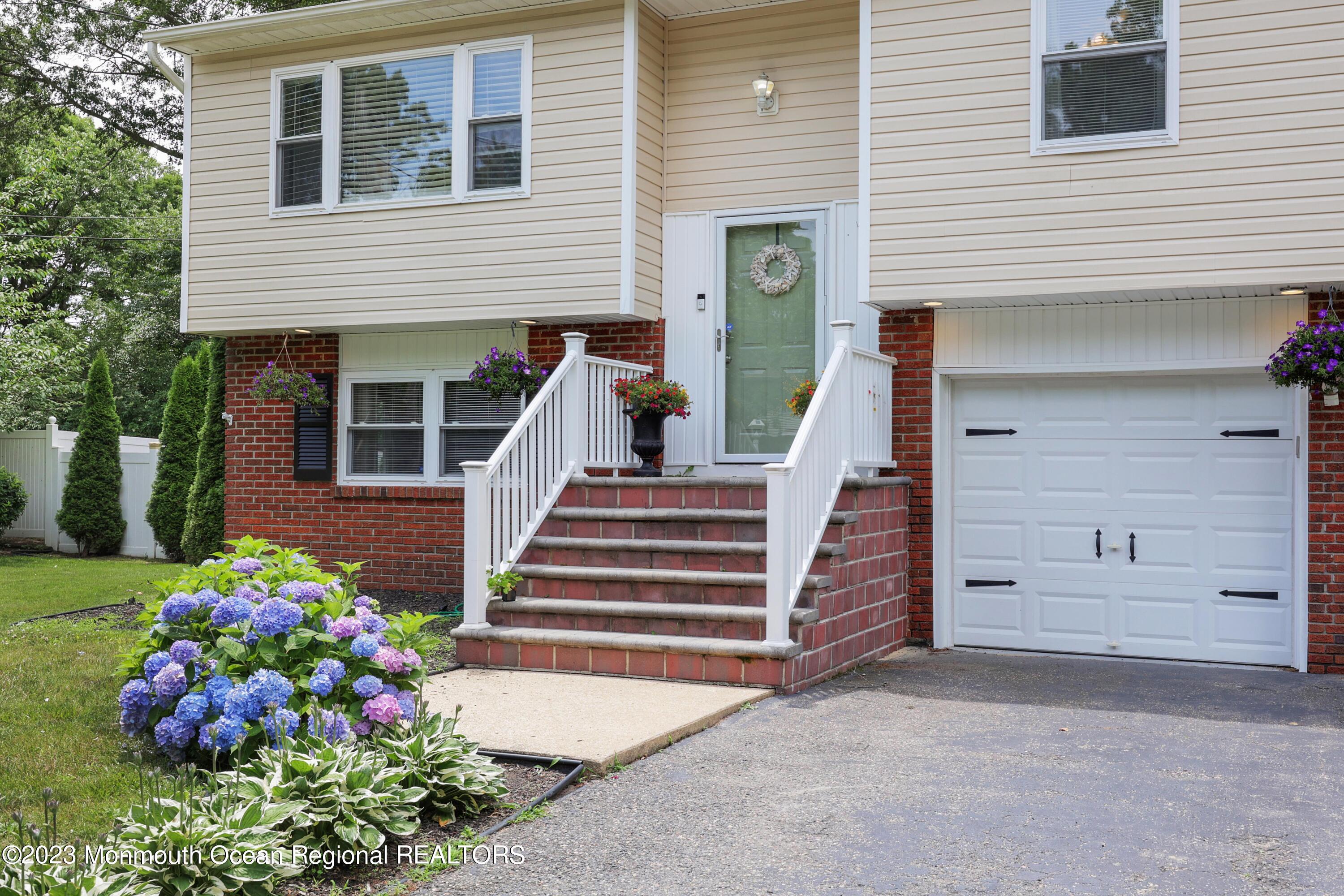 194 Pheasant Drive Bayville, NJ 08721 - Photo 4 of 35 758A1863_4_5_6_7