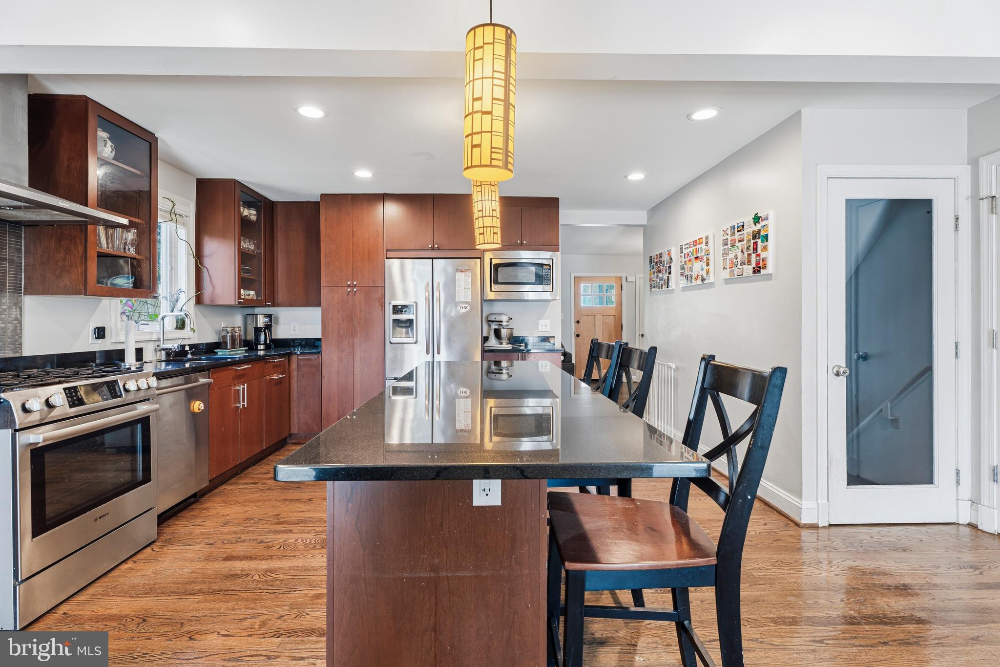 935 Litchfield Road Baltimore, MD 21239 - Photo 3 of 39