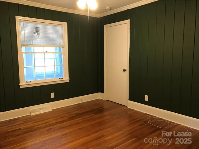 $1,800 | 4820 Amity Place, Charlotte, NC 28212