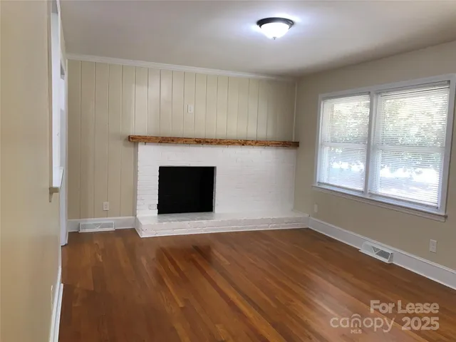 $1,800 | 4820 Amity Place, Charlotte, NC 28212