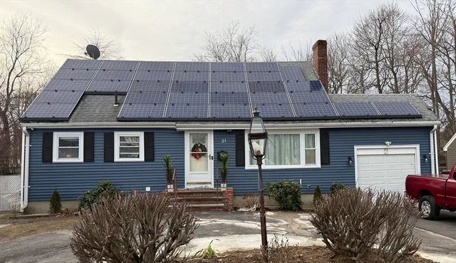 $559,900 | 21 Simmons Avenue, Brockton, MA 02301