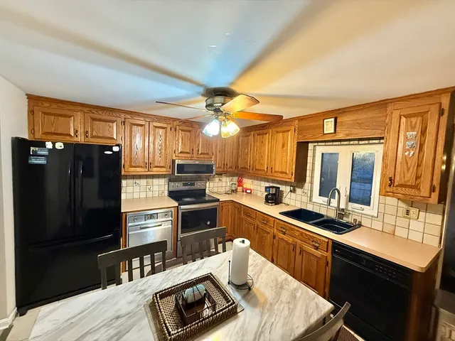 $559,900 | 21 Simmons Avenue, Brockton, MA 02301