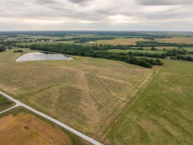 $169,500 | 5 Southeast 1151st Road, Windsor, MO 65360