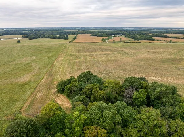 $169,500 | 5 Southeast 1151st Road, Windsor, MO 65360