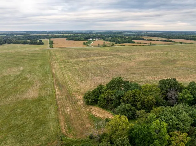 $169,500 | 5 Southeast 1151st Road, Windsor, MO 65360