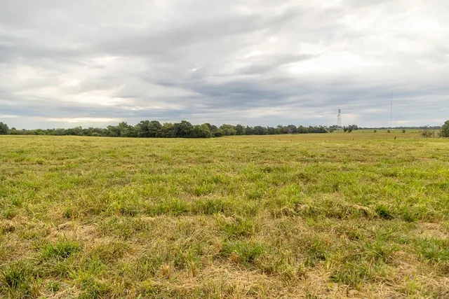 $169,500 | 5 Southeast 1151st Road, Windsor, MO 65360