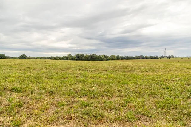 $169,500 | 5 Southeast 1151st Road, Windsor, MO 65360