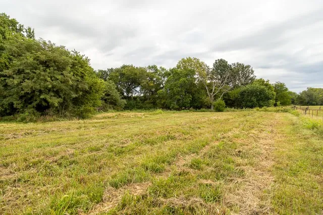 $169,500 | 5 Southeast 1151st Road, Windsor, MO 65360