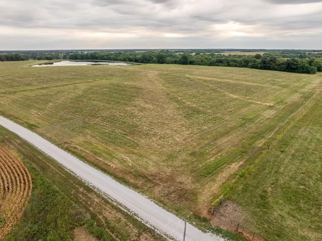 $169,500 | 5 Southeast 1151st Road, Windsor, MO 65360