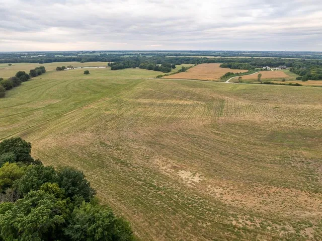 $169,500 | 5 Southeast 1151st Road, Windsor, MO 65360