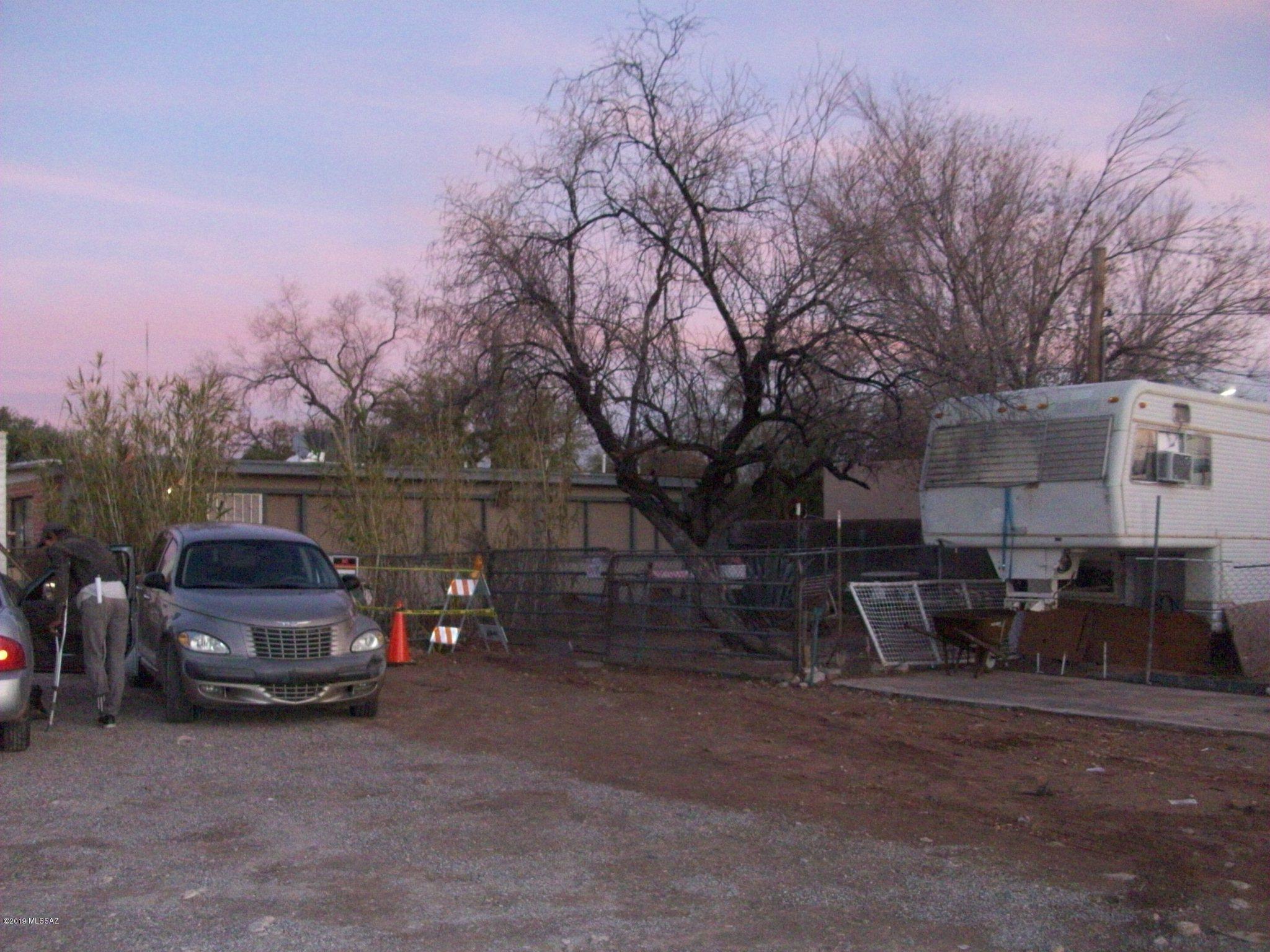 5945 South Country Club Road Tucson, AZ 85706 - Photo 4 of 9 Gallery Image 4