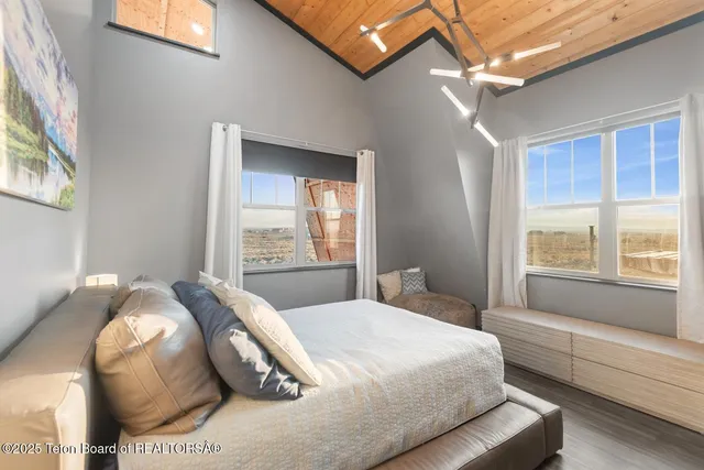 $615,000 | 2 West Geronimo Lane, Pinedale, WY 82941