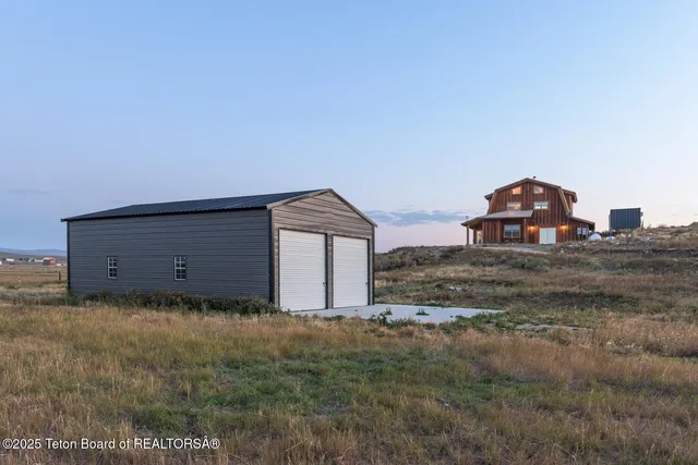 $615,000 | 2 West Geronimo Lane, Pinedale, WY 82941