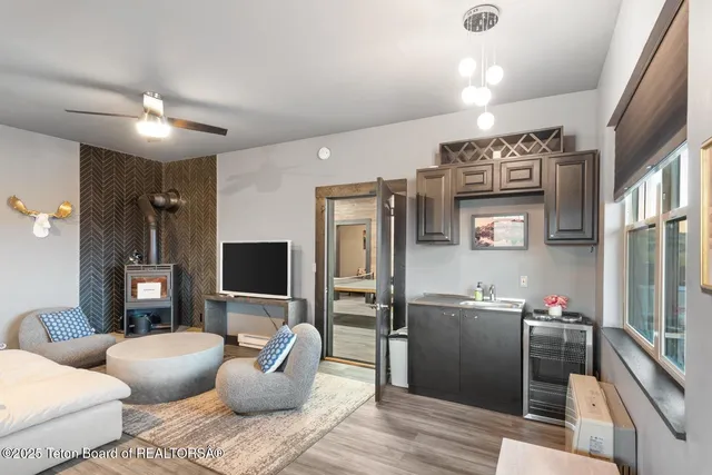 $615,000 | 2 West Geronimo Lane, Pinedale, WY 82941