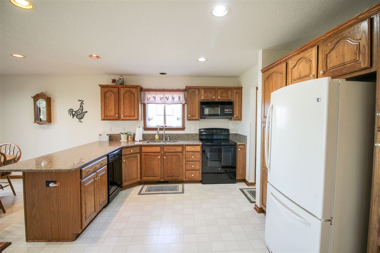 6300 Farrand Road Clio, MI 48420 - Photo 7 of 35 50030026-6.JPG