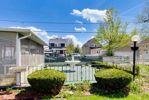 $225,000 | 411 South 16th Avenue, Maywood, IL 60153