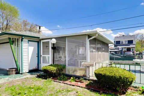 $225,000 | 411 South 16th Avenue, Maywood, IL 60153