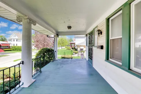 $225,000 | 411 South 16th Avenue, Maywood, IL 60153