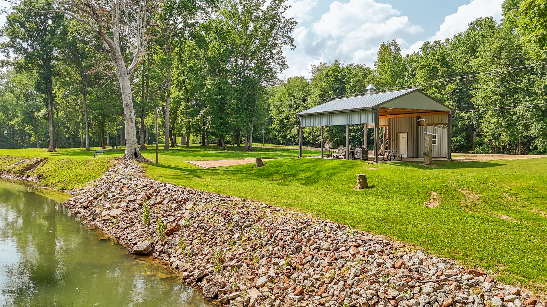 1820 Pinhook Road Savannah, TN 38372 - Photo 20 of 57