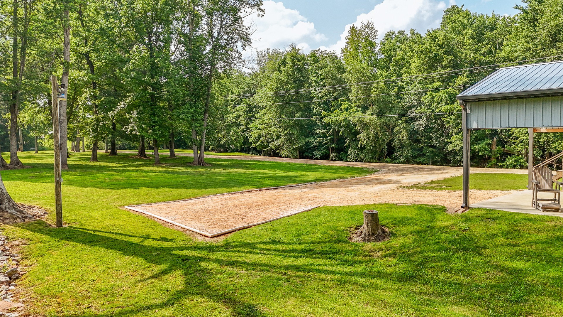 1820 Pinhook Road Savannah, TN 38372 - Photo 22 of 57 a view of a volley ball court