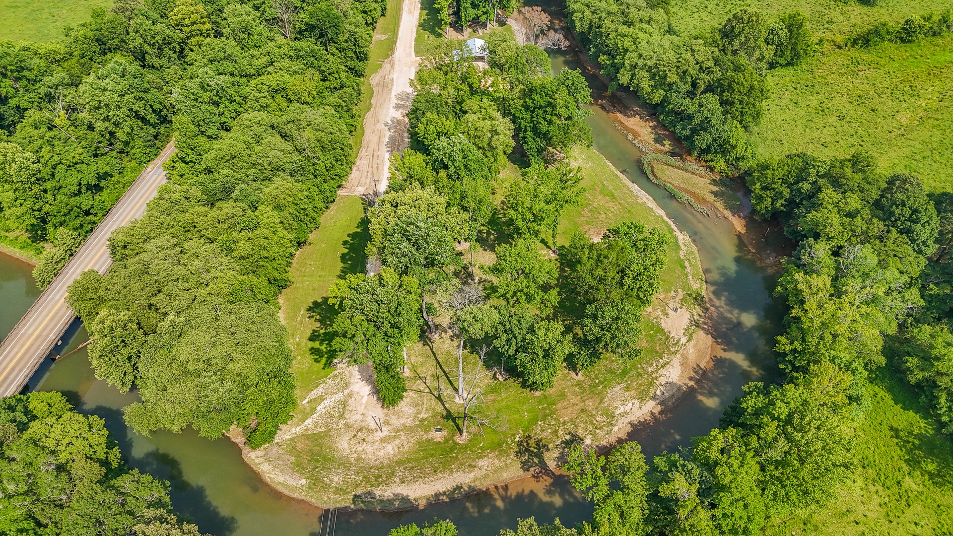 1820 Pinhook Road Savannah, TN 38372 - Photo 10 of 57 a view of a garden