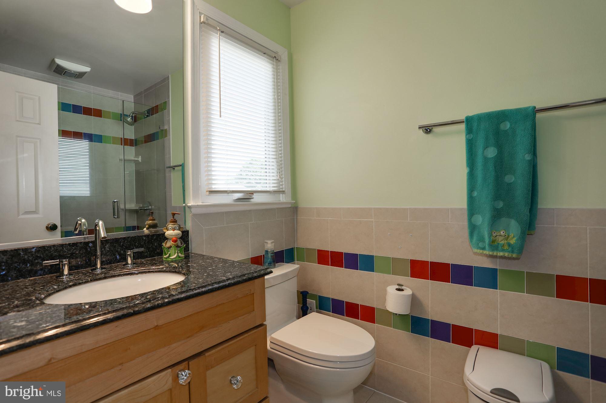 6743 Morning Ride Circle Alexandria, VA 22315 - Photo 21 of 31 Upstairs Full Bath
