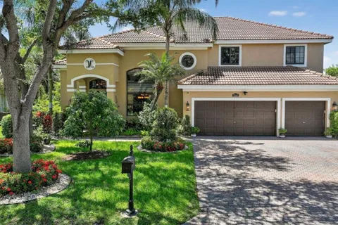 $899,988 | 5340 Northwest 103rd Way, Coral Springs, FL 33076