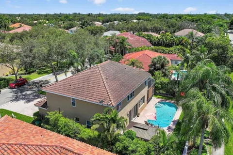 $899,988 | 5340 Northwest 103rd Way, Coral Springs, FL 33076