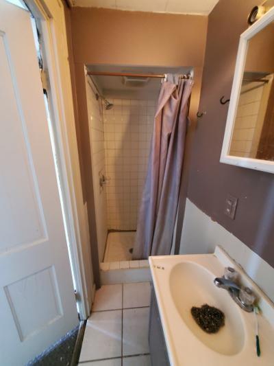 702 West 5th Street Anderson, IN 46016 - Photo 12 of 14
