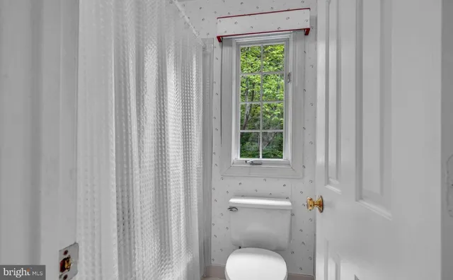 $5,990 | 10700 Hunters Run Court, Vienna, VA 22181