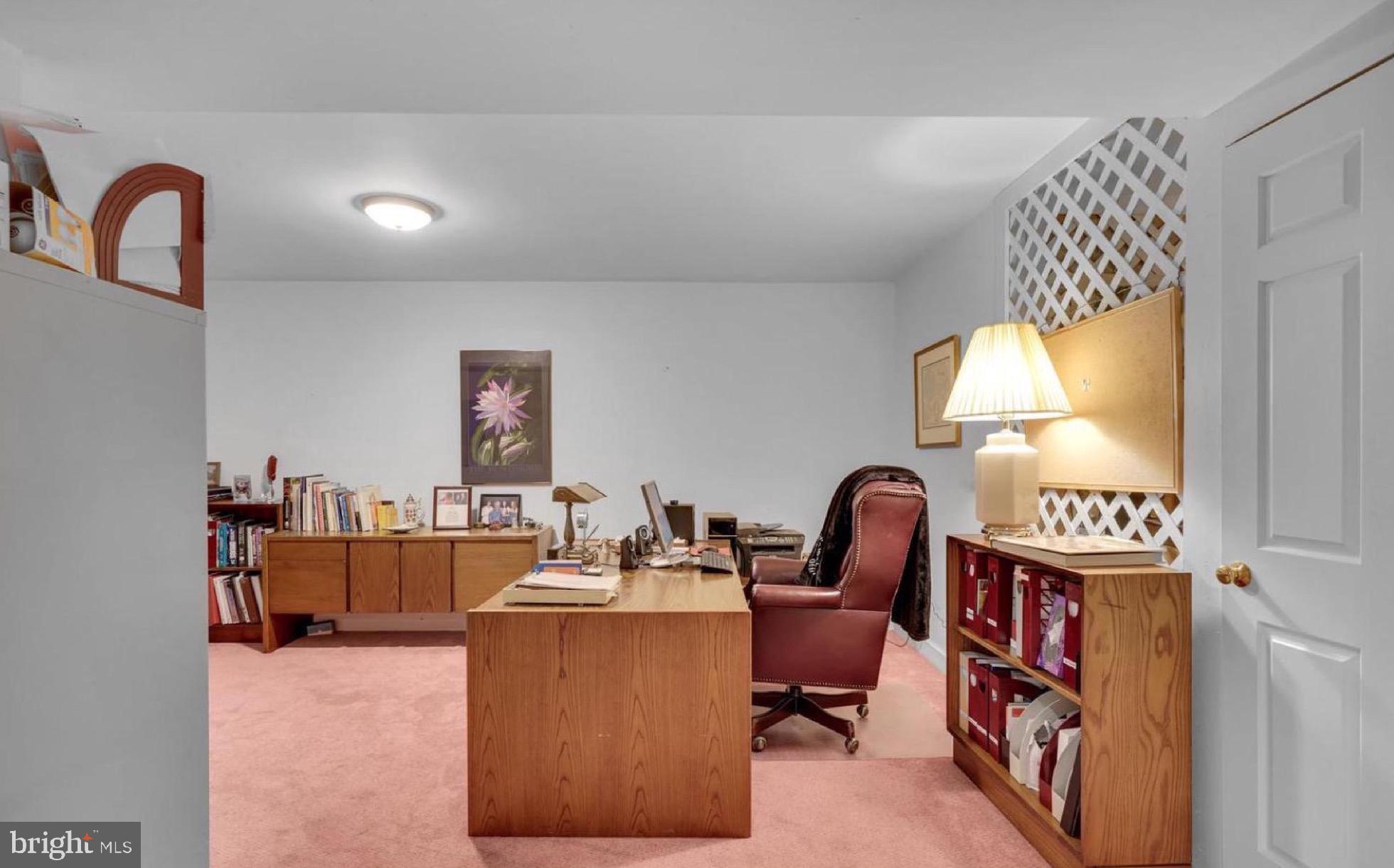 10700 Hunters Run Court Vienna, VA 22181 - Photo 28 of 58